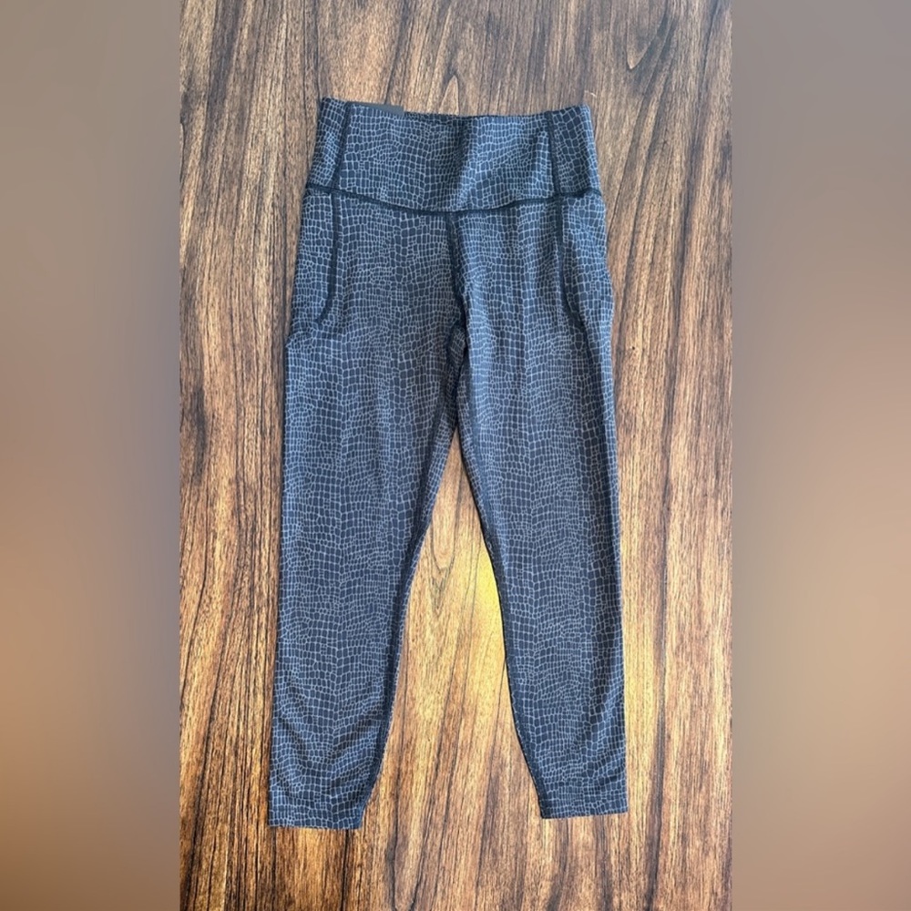 Under Armour women’s high rise leggings